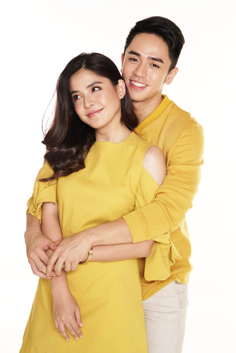Aabangan namin

ShairaDiaz As Ria
#WithoutYouPresscon
RIA IS COMING