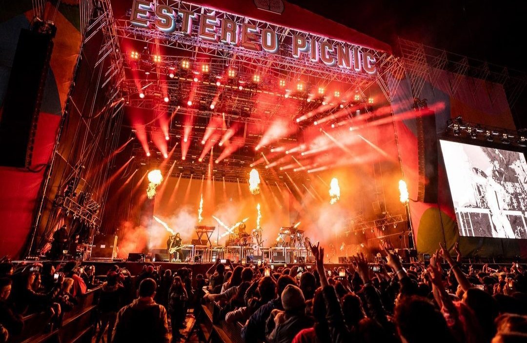 AutopistaRock's tweet photo. La versión más grande y variada de la historia del @Festereopicnic_  se realizará en muy pocos días🤩 con un cartel impresionante 🧐🔥💪 ¿Harás parte de esta fiesta? 🤪💥🎉

Información aquí 😎👇
https://t.co/sgp0uvxVDi

Un evento @paramo_presenta 
#concierto #festival https://t.co/6MwFuOhz2N
