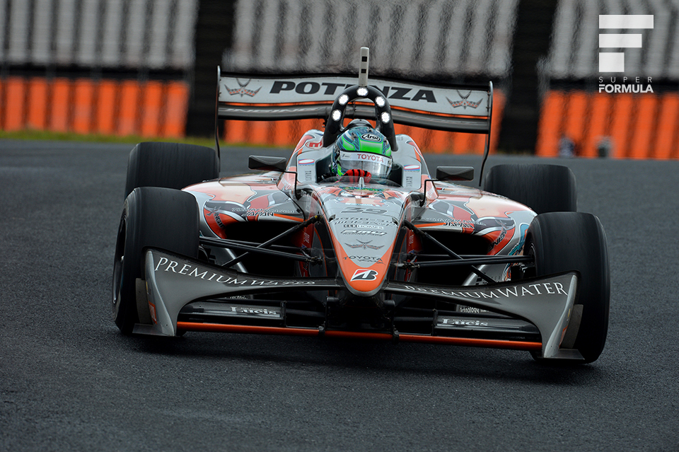 SUPER_FORMULA's tweet photo. \プレイバック 2013/
先週末2/4-5で カラフルタウン岐阜に
展示された #SF13 📸
当時の写真もあわせてご紹介です❣
いま見ると どこが気になりますか?🧐
#39 #国本雄資 @yujikunimoto
#SFjp #SFormula #Formula #Motorsport https://t.co/vyNDsZMWvG