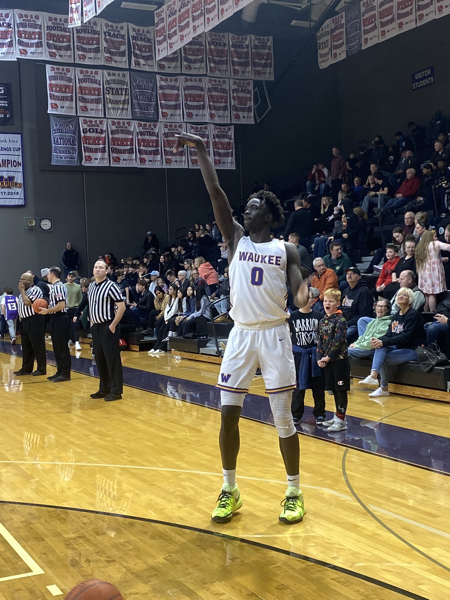 Ricky O'Donnell on Twitter "Checking out 5star forward Omaha Biliew tonight. Best prospect