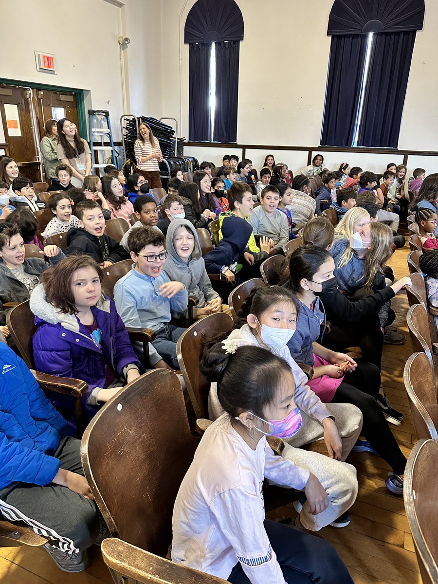 Happy audience during Tony Memmel’s performance. Thanks PTO!