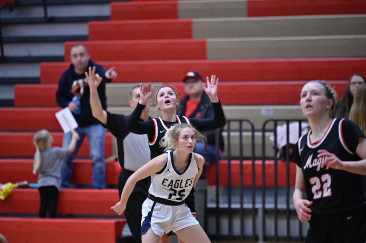 MonticelloMagic's tweet photo. Lily Manning's 116th 3-point basket of her career passes Shari Laugen (2002-2006) and Gabby Laimer (2011-2014) for most all time in Magic girls basketball history! 

Fans held up signs to celebrate the achievement. 

Congrats, @LilyManning23! 

#MontiMagic @CoachGeyen https://t.co/zrjgtczYZR