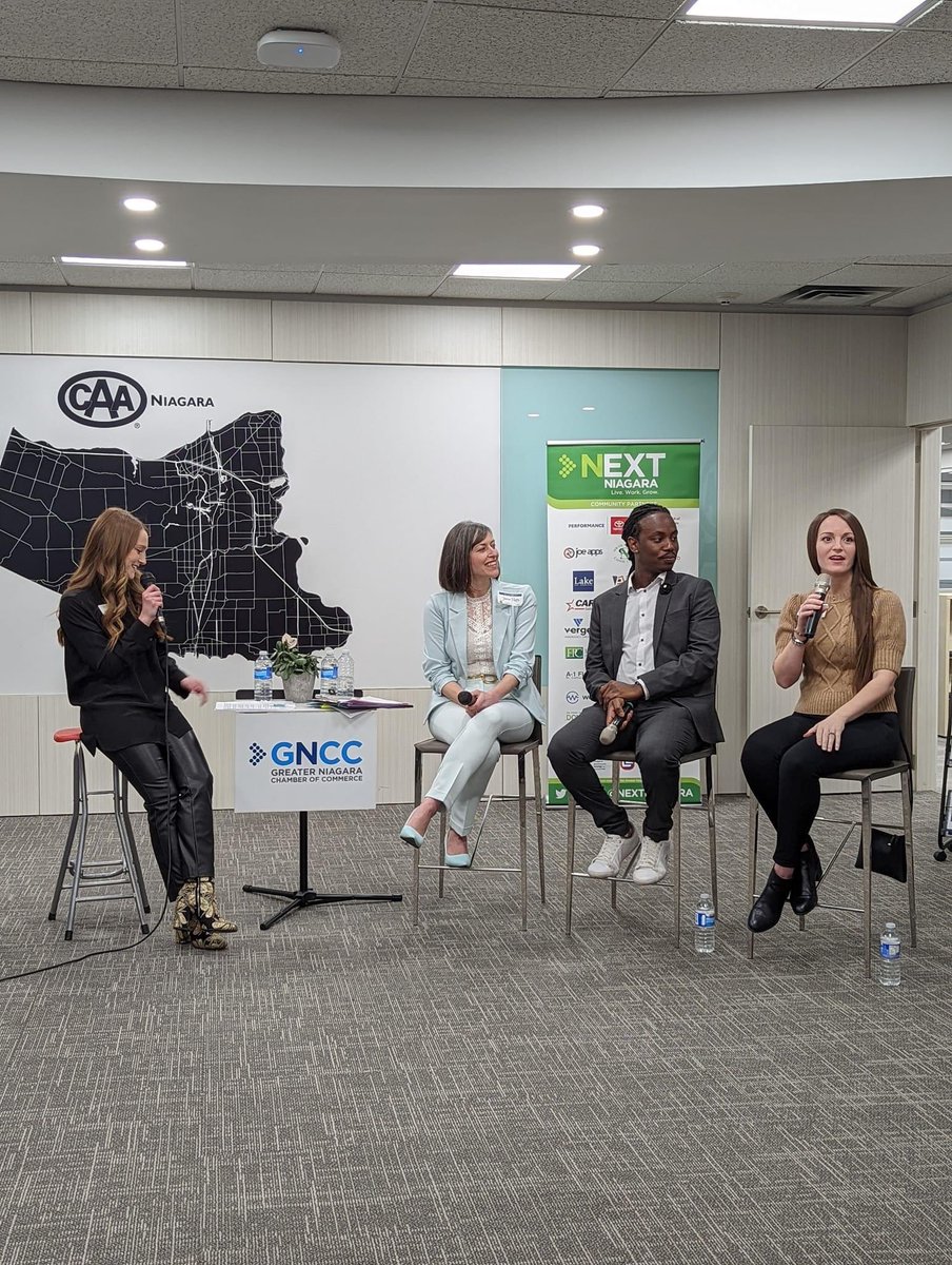 _ashley_waters's tweet photo. Great evening @NEXTNiagara as a panelist discussing the importance of community engagement along with @InspiredNiagara @shane__antonio #alexiskleiman #NextNiagara #professionaldevelopment #communityinvolvement #councilmember #networking #speaker
#40under40niagara @the_GNCC https://t.co/PP7ycNrqat