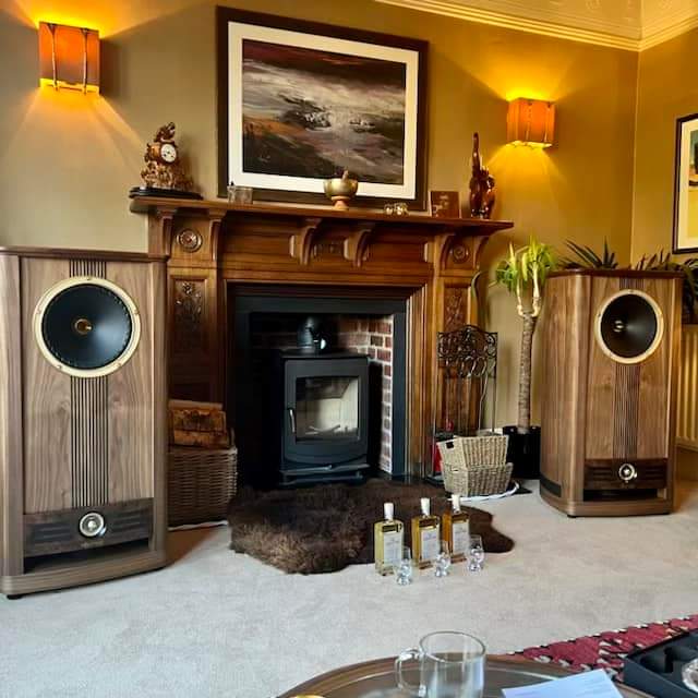 avcat on Twitter "イギリスのオーディオショップ Loud & Clear Glasgow https//t.co