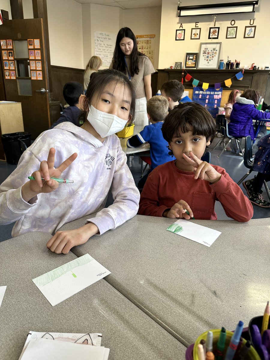 5A_Baker's tweet photo. Spreading some love by making postcards with our reading buddies ❤️ https://t.co/37jMQM3s95