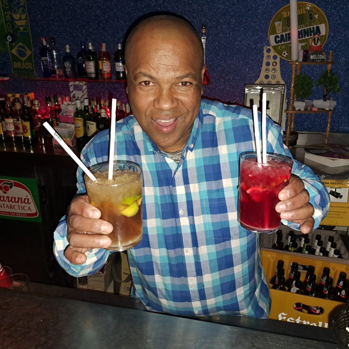kaducaipirinha's tweet photo. #Bora#acelera
#kaducaipirinha
#Sevilla
#SevillaCaipirinha
#Voleybol
#sevillano
#kaipi
#rincondecaipirinha
#cruzeiro
#plazaantoniomartelo
#caipirinha
#mojitazo
#fustal
#brasileiro https://t.co/Fb2GjlK5dL