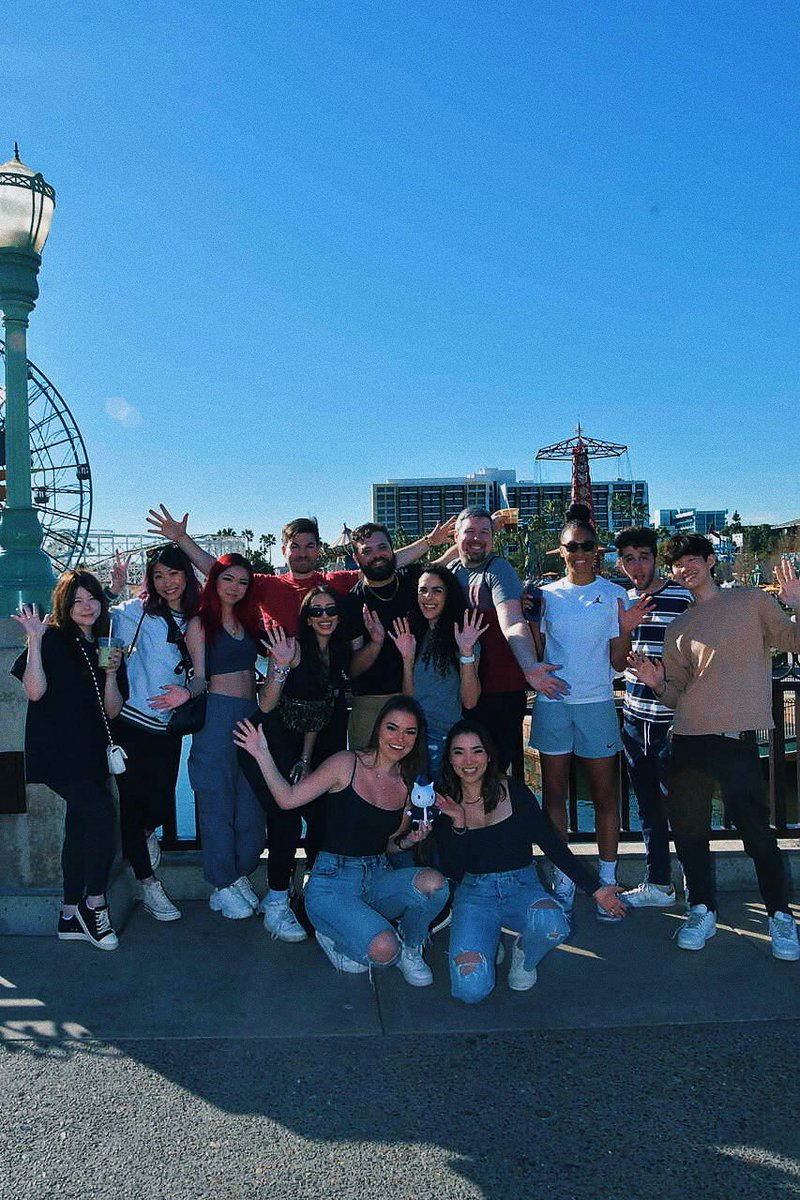 Liquid Alixxa on Twitter: "Family 💙"