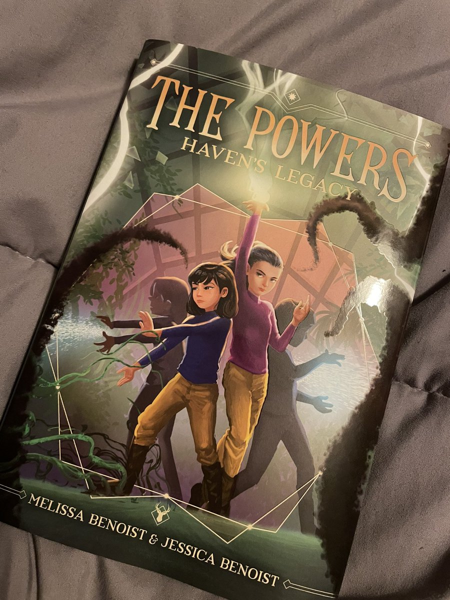 DeafTwinner96's tweet photo. After a 13 hour work day, it was nice to come home to a new book 📚❤️ @jrbyoung #ThePowers https://t.co/RPmjLsNsWh