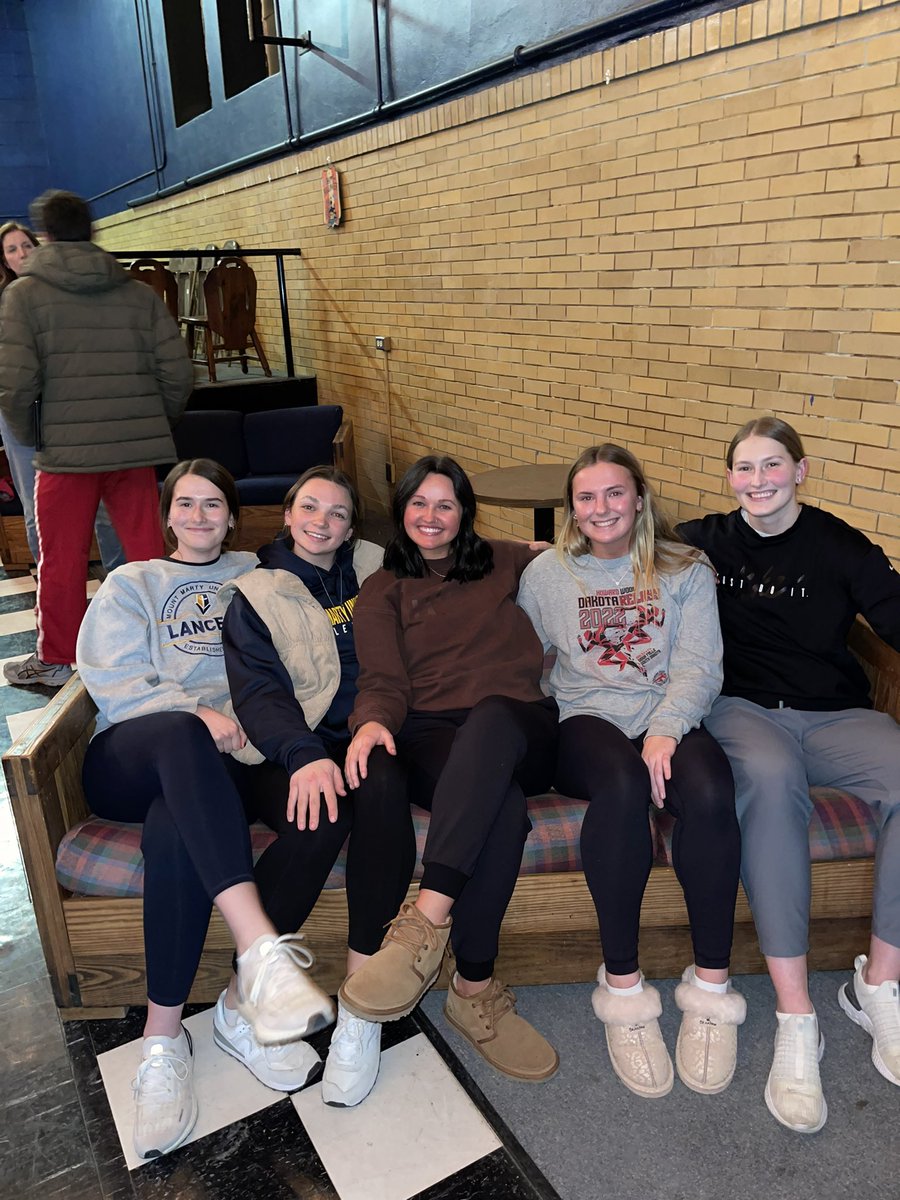 mountmartyfca's tweet photo. Super excited to announce our executive team for FCA! 

President: Gabby Ruth
Vice President: Erika Langloss 
Secretary: Andi Bargstadt
Treasurer: Julia Weber
Public Relations: Alex Ruth https://t.co/7rZrSq36k7