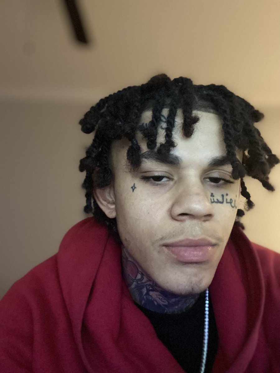 deucè😏(89k) on Twitter: "RT @deucesnudes: i look good?"