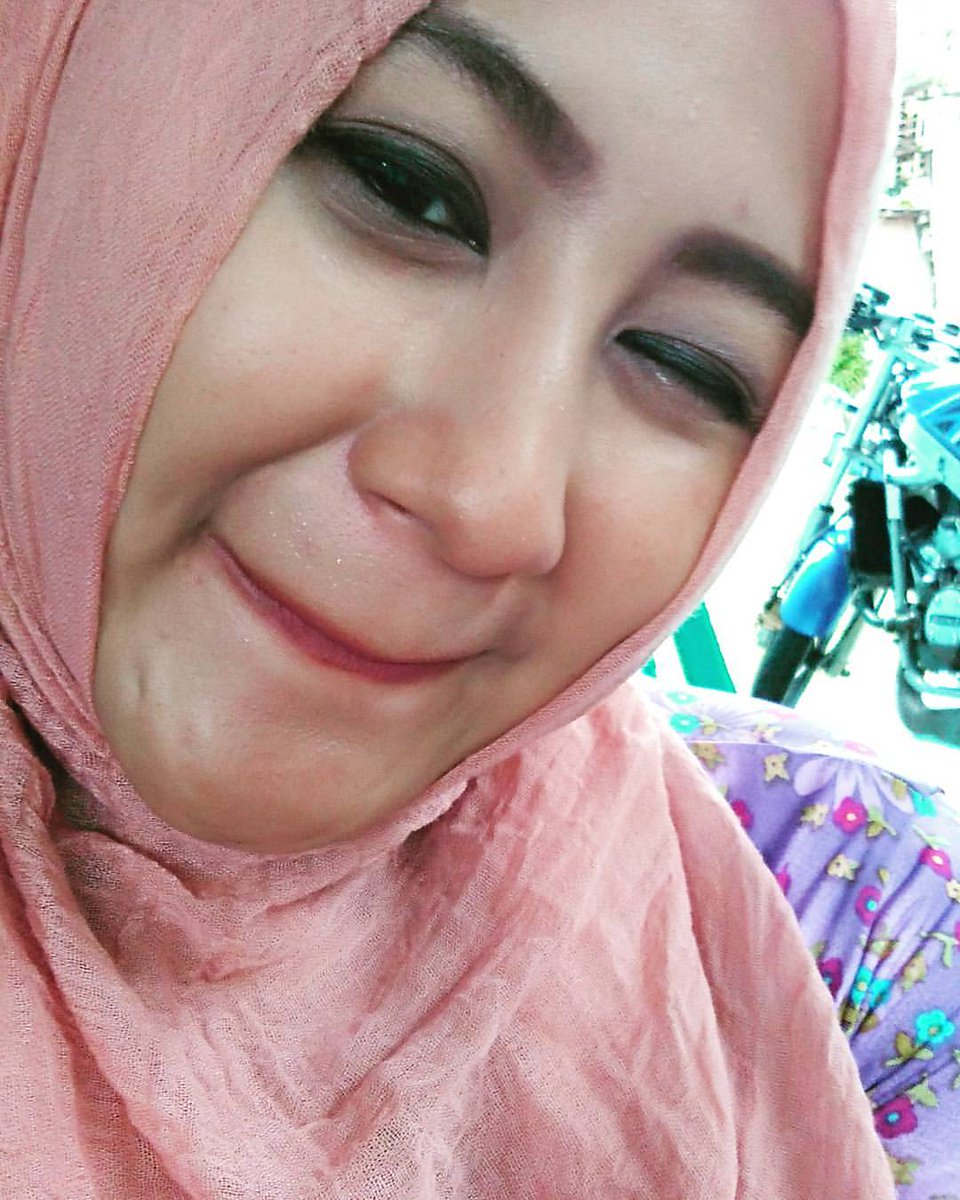 Ria tweet media