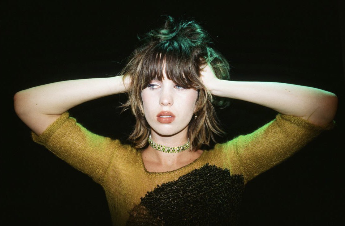 We’re proud to welcome London based, New Zealand-raised artist and song-writer, Molly Payton to the Mushroom family 🍄 

Molly is an incredibly gifted songwriter whose honest and mesmerising storytelling captivated us immediately.