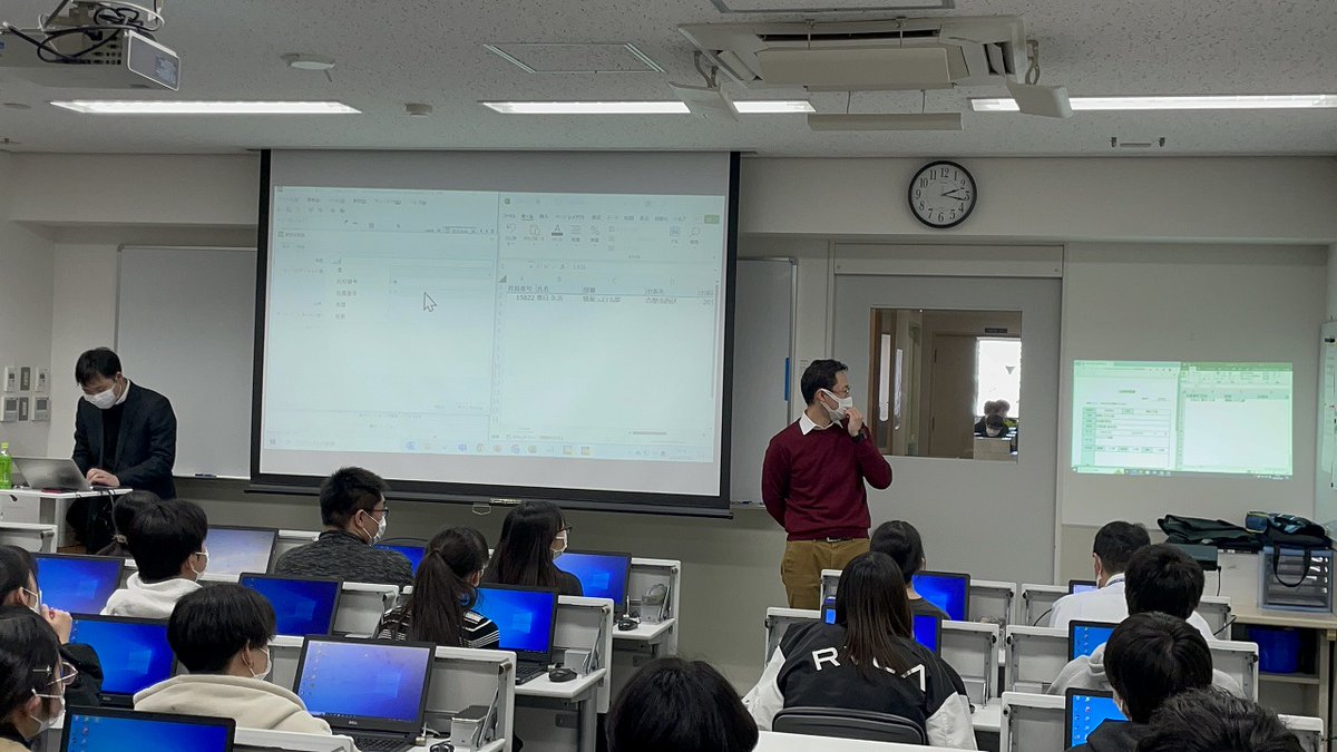 chiba_fjb's tweet image. ～ITビジネス科　1年生～ 
一般社団法人日本RPA協会主催で「BizRobo!」を使ったRPA講座を行っていただきました✨ 人間が行うと時間がかかる作業をRPAで自動化する仕組みなどを教えていただきました💡人間対RPAではRPAの凄さを実感しました😁
#船橋情報ビジネス専門学校
#ITビジネス科
#BizRobo