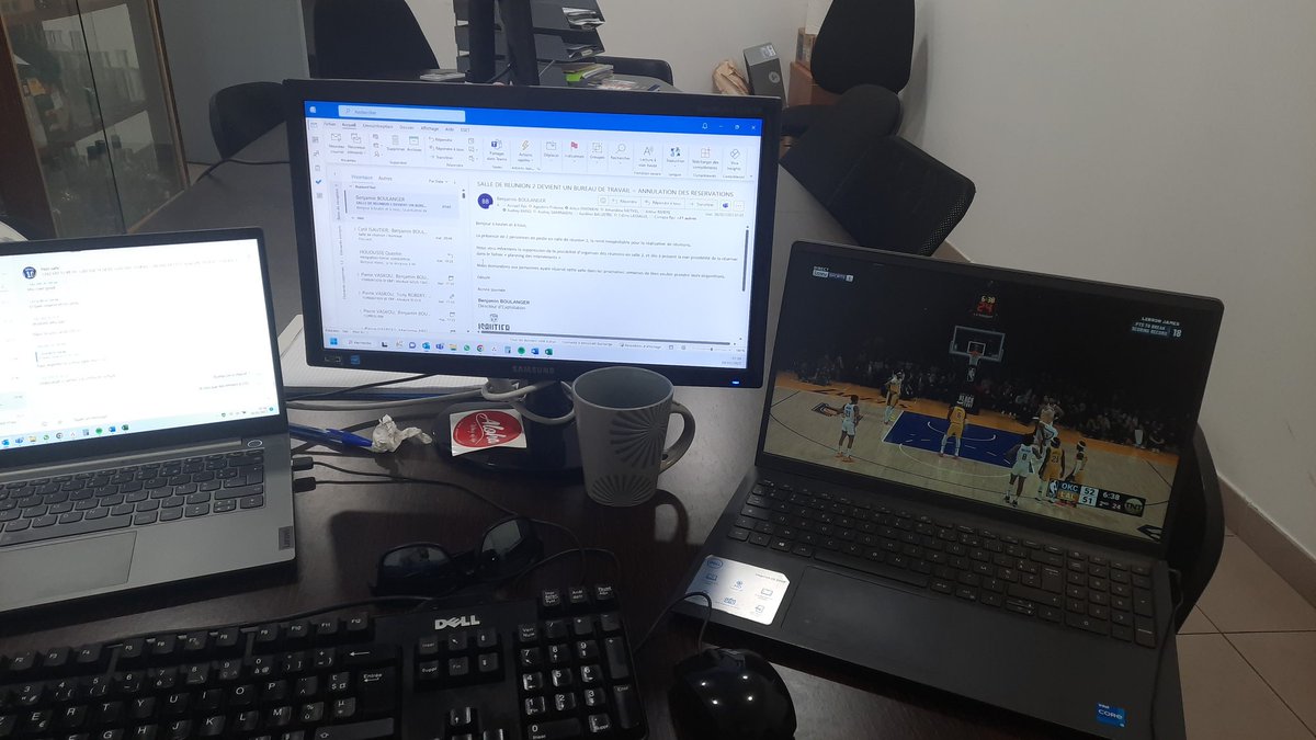 #nbaextra en direct de la Réunion! Merci de faire vivre ce moment de non-defense de légende !!!
