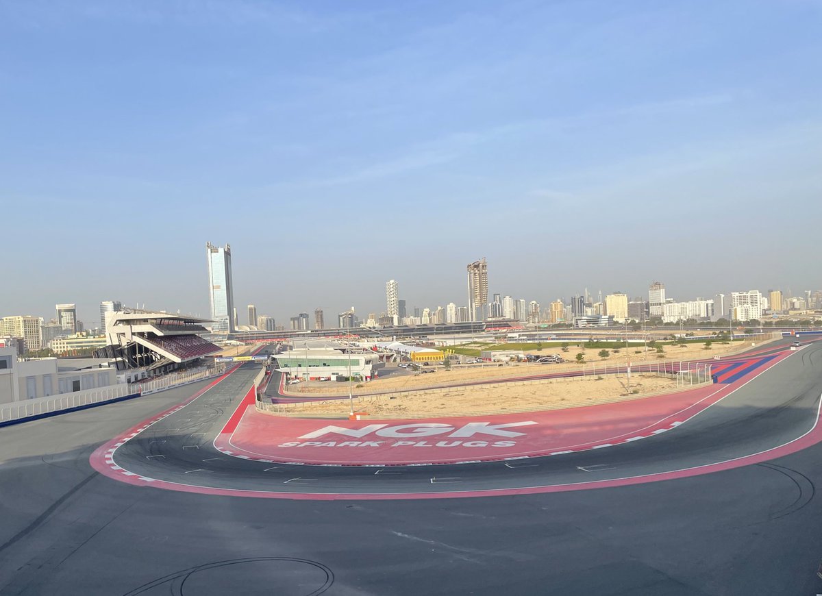 Good morning from @dubaiautodrome! 

The teams have arrived, the media have landed and we are gearing up for the most intense 10 days - 4 x 4 hour races, 48 entries 🙌🏻

It will be FREE to watch worldwide on our YouTube channel, plus free tickets to both tracks! 

#AsianLeMans
