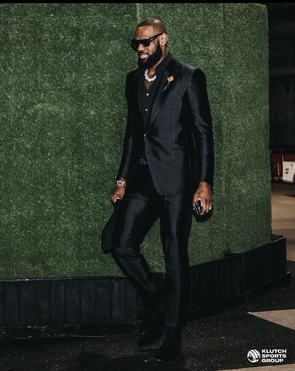 Everth04's tweet photo. Es hoy 👑 #LakeShow https://t.co/eagKSOZNrt