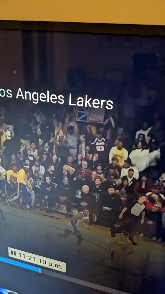 Rumblinn's tweet photo. LeBron is going to break the record for all time NBA points and somebody from Newfoundland is very excited https://t.co/AlY1B80xss