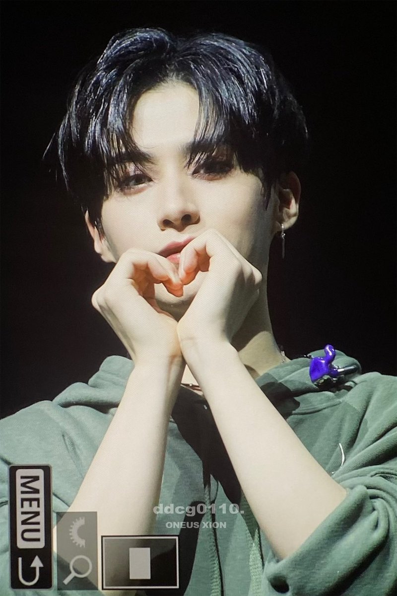 ddcg0110's tweet photo. #손동주 #시온 #XION #シオン
#원어스 #ONEUS #ワンアス
230207 REACH FOR US in PUERTO RICO
 
🥹🥹🥹 https://t.co/zbxVzCWCM4