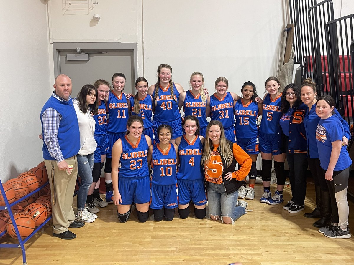 UNDEFEATED DISTRICT 22 CHAMPIONS! Congratulations to our Lady Hounds! Playoffs, here we come! Game Information coming soon. 💙🐾🏀 #sisdistheplacetobe #ontrackandleadingthepack #greyhoundgrit <a href="/WCMessenger/">Wise County Messenger</a> <a href="/Texas1AFan/">Texas 1A Fan</a> <a href="/WCMSports/">WCMSports</a>