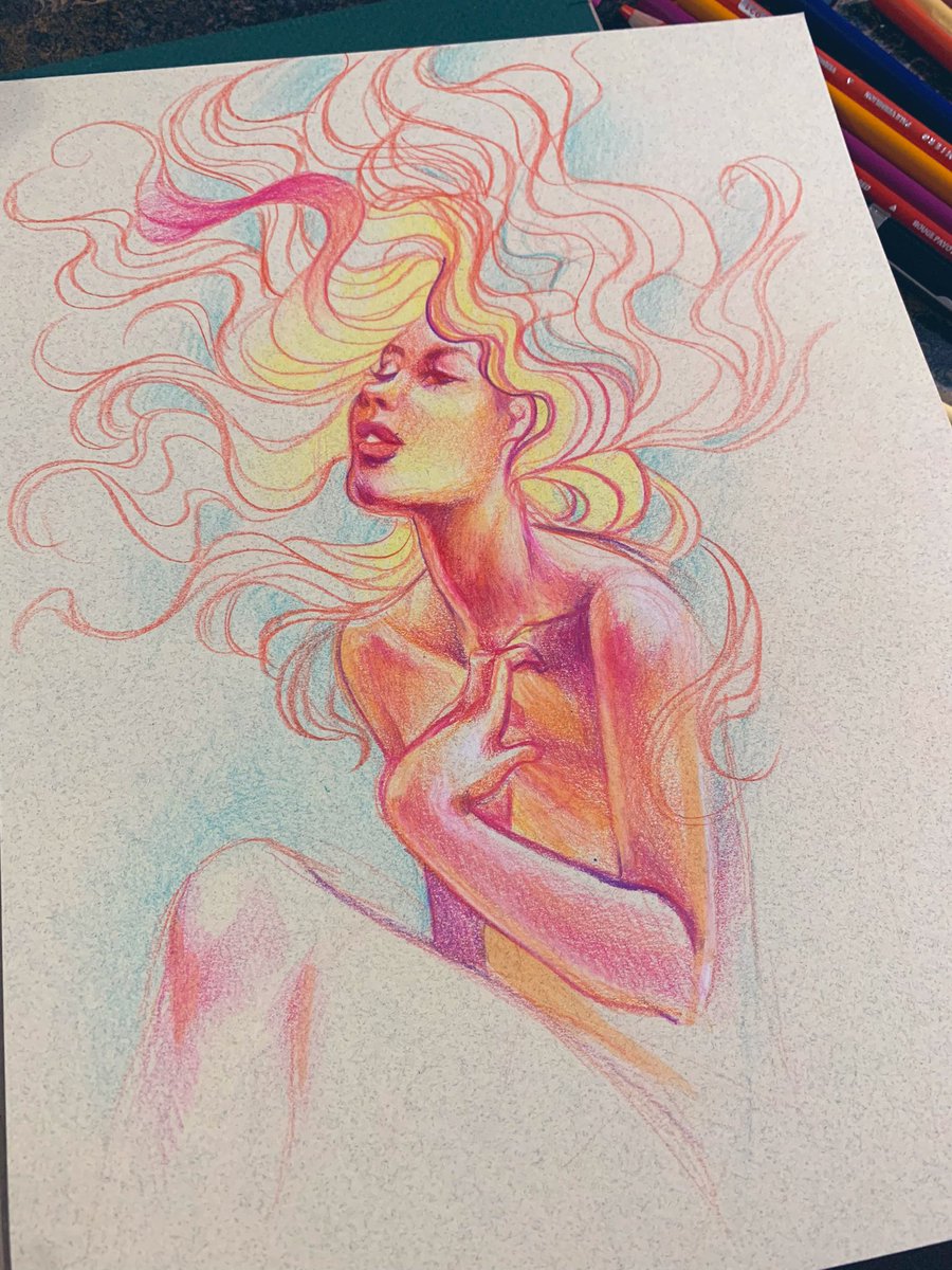 Bought some @strathmoreart again toned paper! Also got some new @artezaofficial colored pencils!❤️💓💜