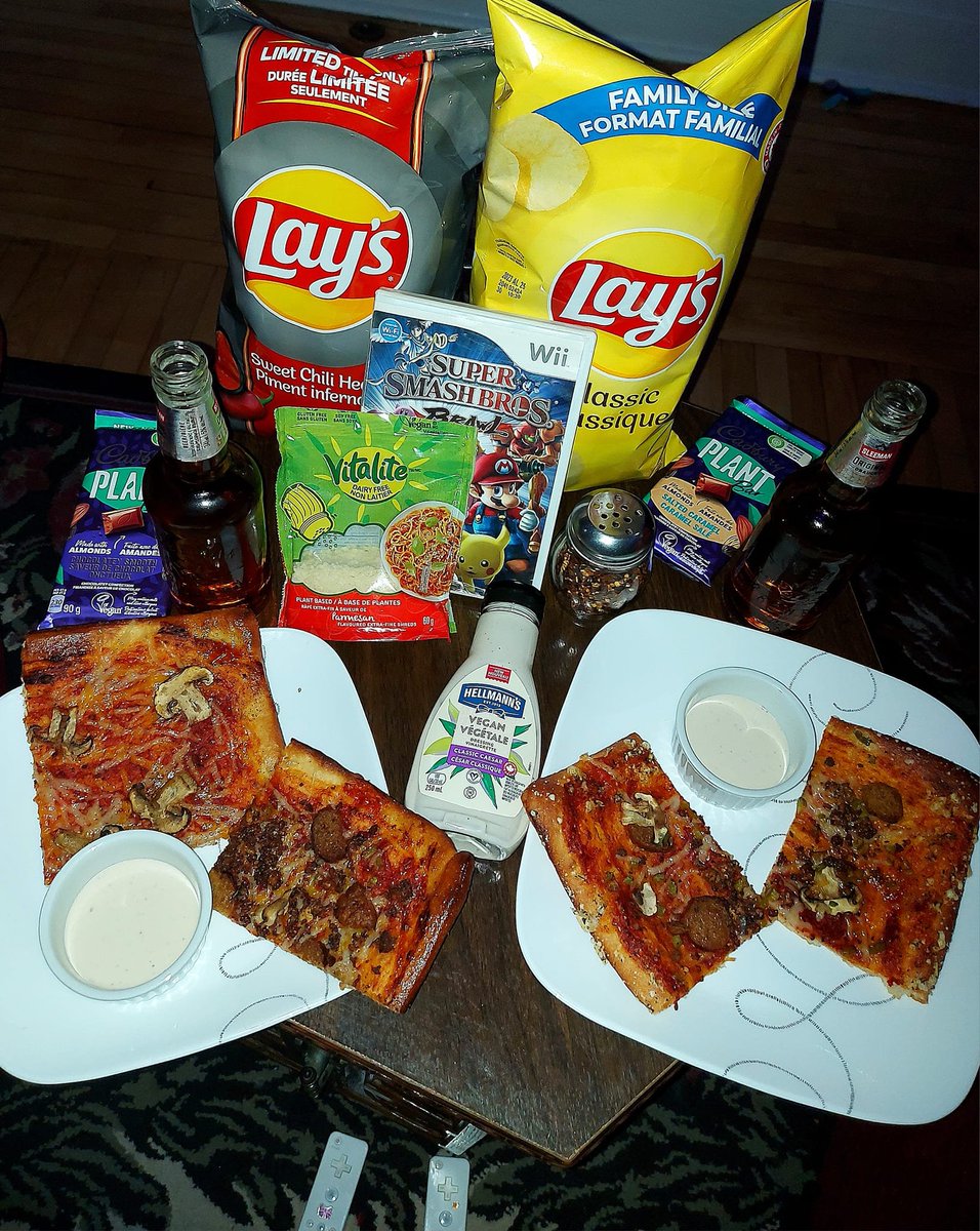 destroyer4x7's tweet photo. Game night was a smash ;) #SuperSmashBrosUltimate #gamenight #Foodie https://t.co/pVl61UW8mP