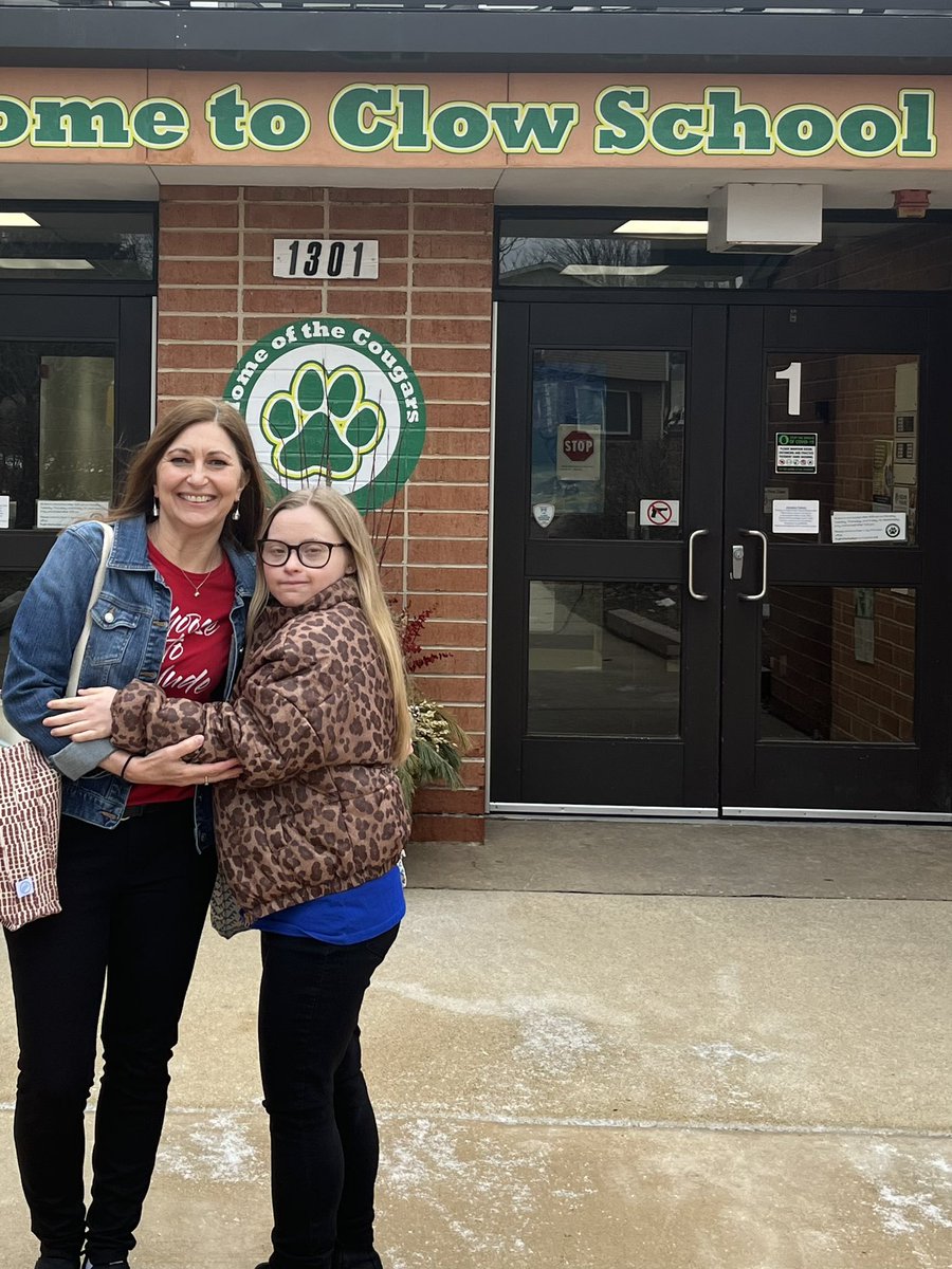 Wow! We had a great day presenting to the amazing kids <a href="/ClowCougars/">Clow Elementary</a> this afternoon - and then speaking to parents this evening. Communities that believe in #inclusion and #belonging for all make my heart happy! Thank you <a href="/katiebennett204/">KatieBennett</a> &amp; @5Wrocks for inviting us! <a href="/ipsd204/">Indian Prairie 204</a>