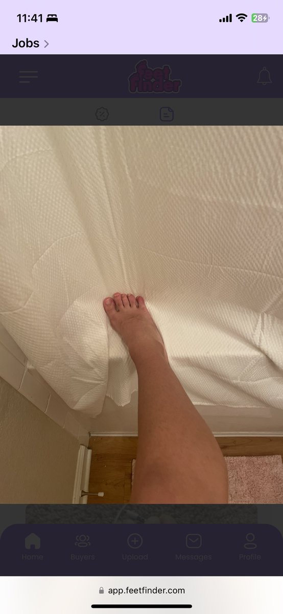 SavvysFeet's tweet photo. Shower time 💦💦 #feetpics #findomme #femdem #feetfinder https://t.co/3lZtKb427F