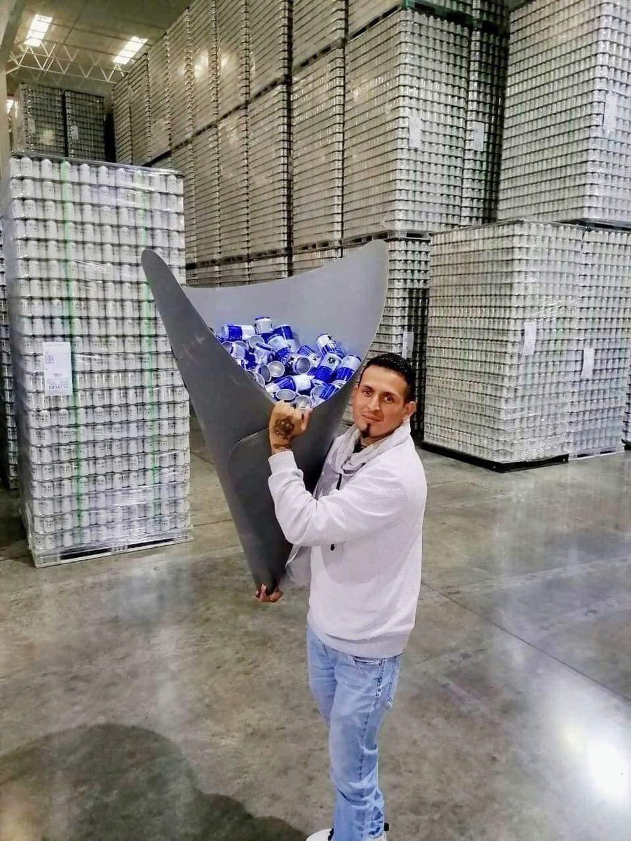 corridosybandas's tweet photo. Así te voy a llegar el 14 de febrero con un ramo buchón https://t.co/dbthuQmhaC