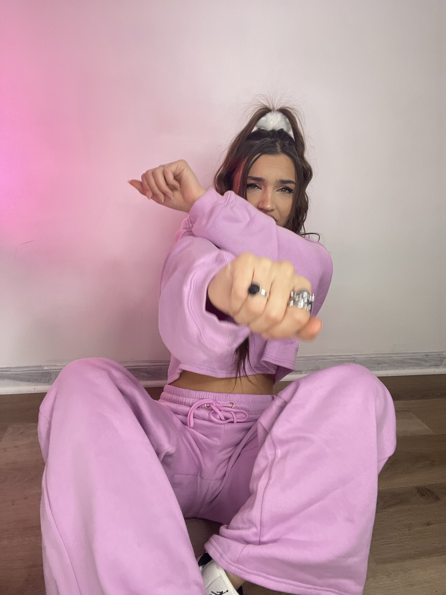 TW Pornstars - 3 pic. Maddie Miller. Twitter. outtakes: a series head banger edition. 10:18 AM