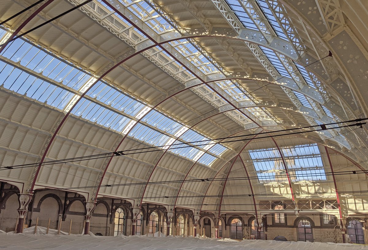 Whilst the ground floor of @DerbyMarketHall remains under wraps with #refurbishment work underway, seeing the completed roof never fails to impress, especially on a sunny day! 

#architect #architecture #roofdesign #heritage @DerbyCC @WatesGroup