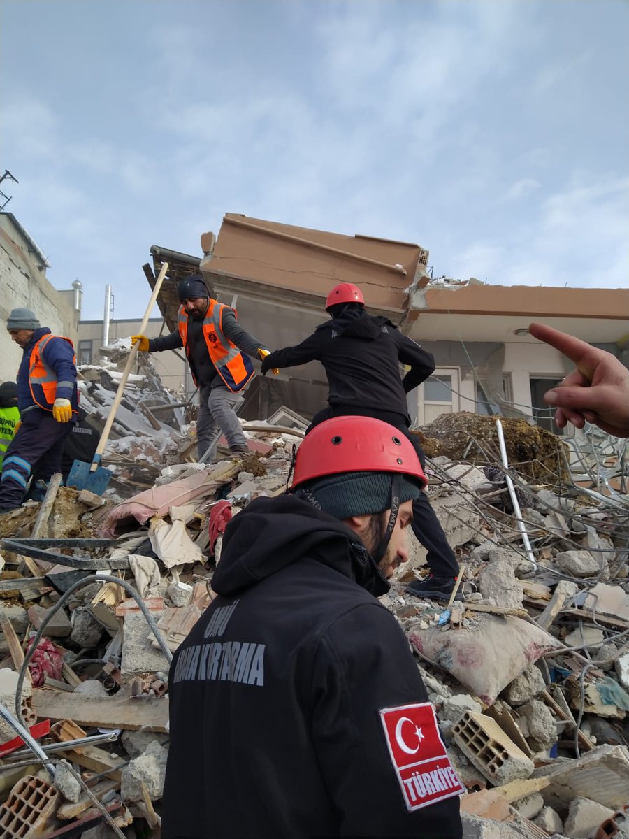 uniondokuzmayis's tweet photo. #OMÜ Arama Kurtarma Takımı, Elbistan Deprem Bölgesinde çalışmalarını sürdürüyor. #deprem https://t.co/RIMUzS4hAk