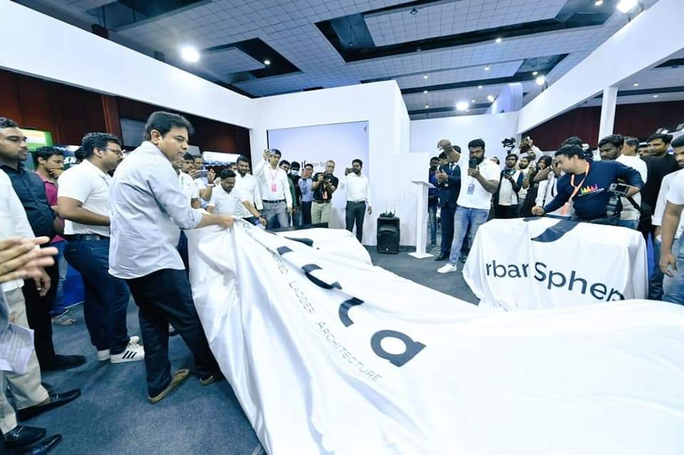 saaho_telangana's tweet photo. Minister Sri KTR today inaugurated #HyderabadEMotorShow2023, held as part of annual Hyderabad #EMobilityWeek. https://t.co/W1DQygNpPn