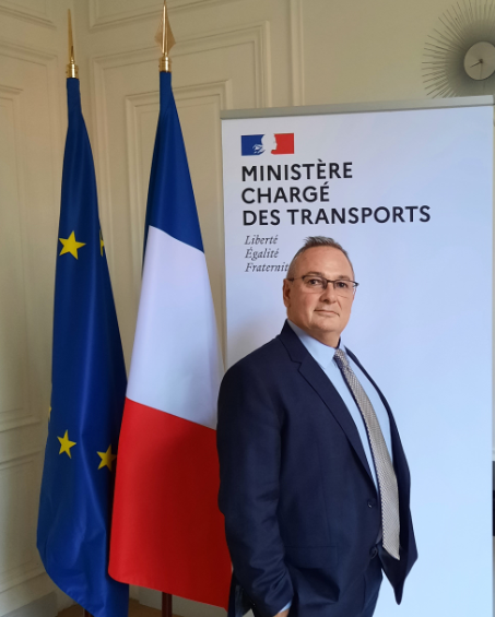 JehandeThe's tweet photo. #maas  is a tool to reduce #emissions . 
Access to In-#vehicles  data is a must for #SharedMobility, #innovation , transparency and customer protection. Why does the EU keep postponing vertical regulation?
@EU_Commission #DataAct #COMPETITION #Services #Mobility #Transport #free https://t.co/A8LThqtA7U