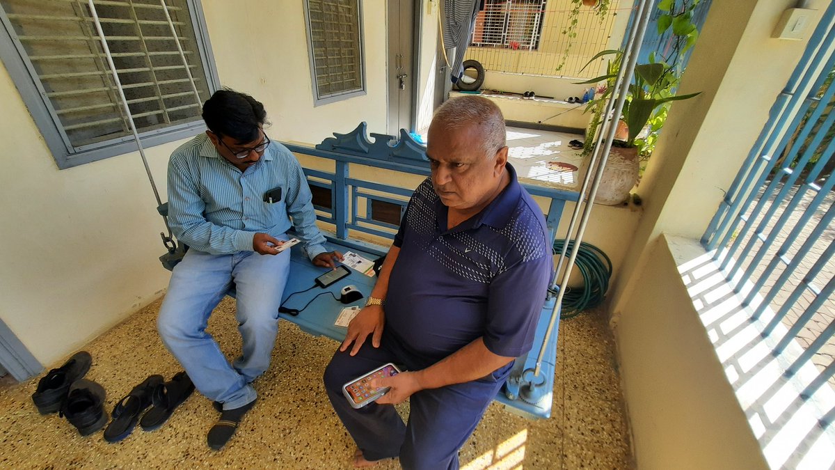 patelkiran's tweet photo. @IndiaPostOffice thanks to Mr. Kishor Ramawat Who is providing service to citizen with great gratitude self less service to citizen @UIDAI @indiapost https://t.co/1e3rxoCZPO