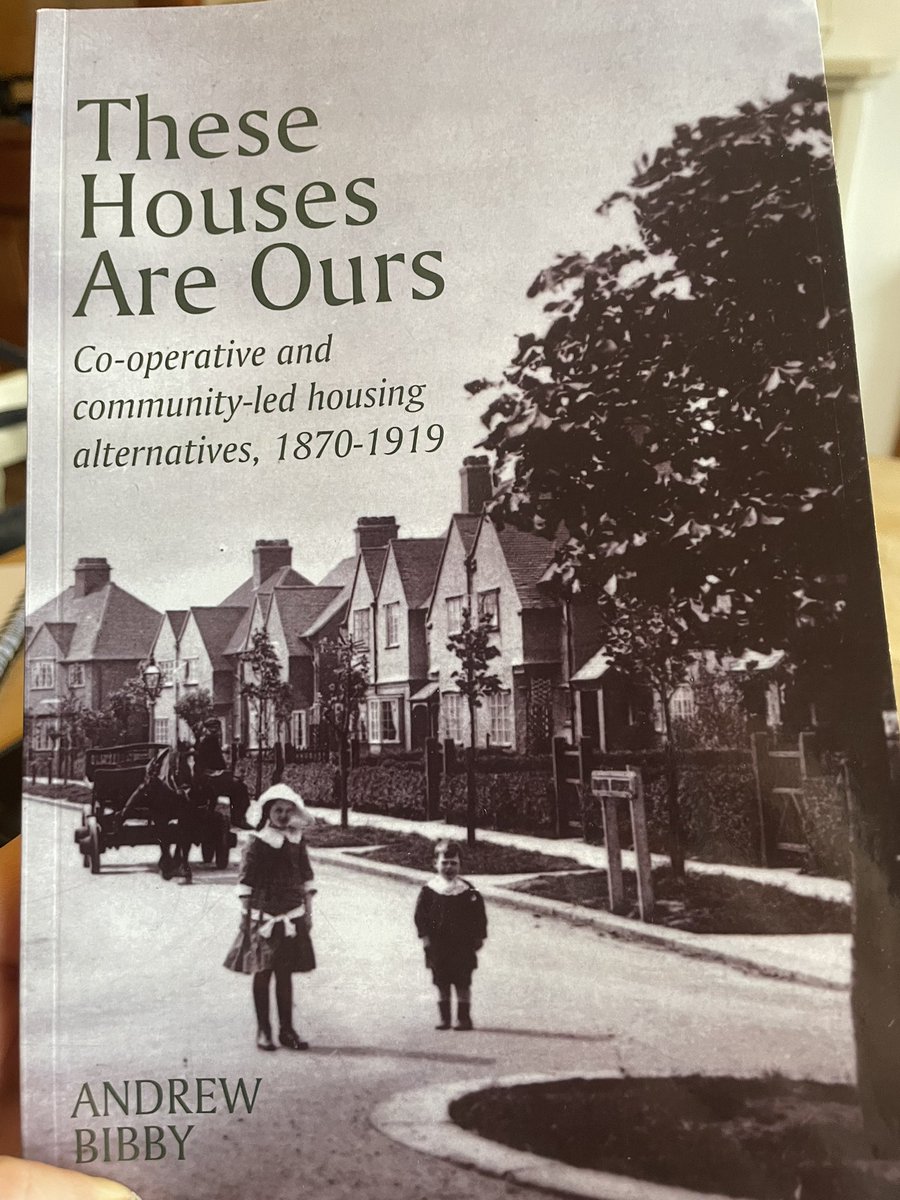 Exciting book post today by @Bibbyoncoops Perfectly timed for some research I’m doing into land ownership in Scotland’s #gardensuburbs #communityledhousing #coop