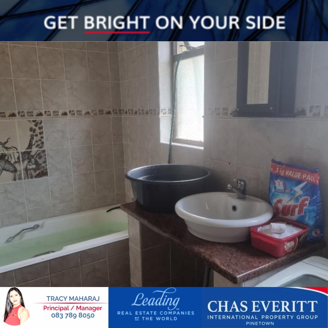 ChasPinetown's tweet photo. 🏡🤑
This brand-new listing is priced perfectly situated in a quiet suburb in Moseley Park in Pinetown.

Contact Tracy Maharaj to view.
👇
📞: 083 789 8050/ 031 701 2150
💻: tracym@everitt.co.za
📍: Chas Everitt PMC
https://t.co/rVIEWe3Osd

#Gobuy #GochaseverittPMC https://t.co/6ekggBV3lG