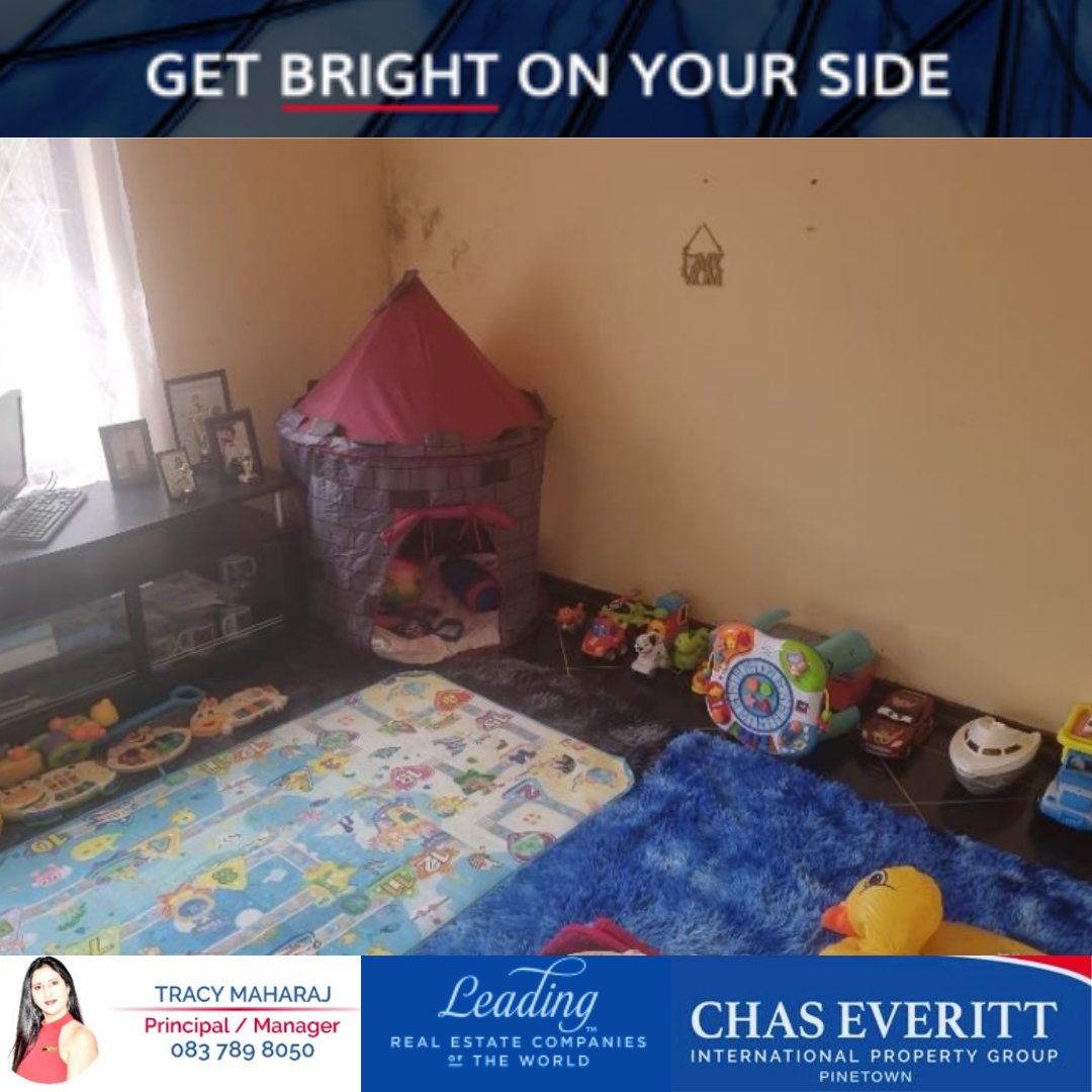 ChasPinetown's tweet photo. 🏡🤑
This brand-new listing is priced perfectly situated in a quiet suburb in Moseley Park in Pinetown.

Contact Tracy Maharaj to view.
👇
📞: 083 789 8050/ 031 701 2150
💻: tracym@everitt.co.za
📍: Chas Everitt PMC
https://t.co/rVIEWe3Osd

#Gobuy #GochaseverittPMC https://t.co/6ekggBV3lG