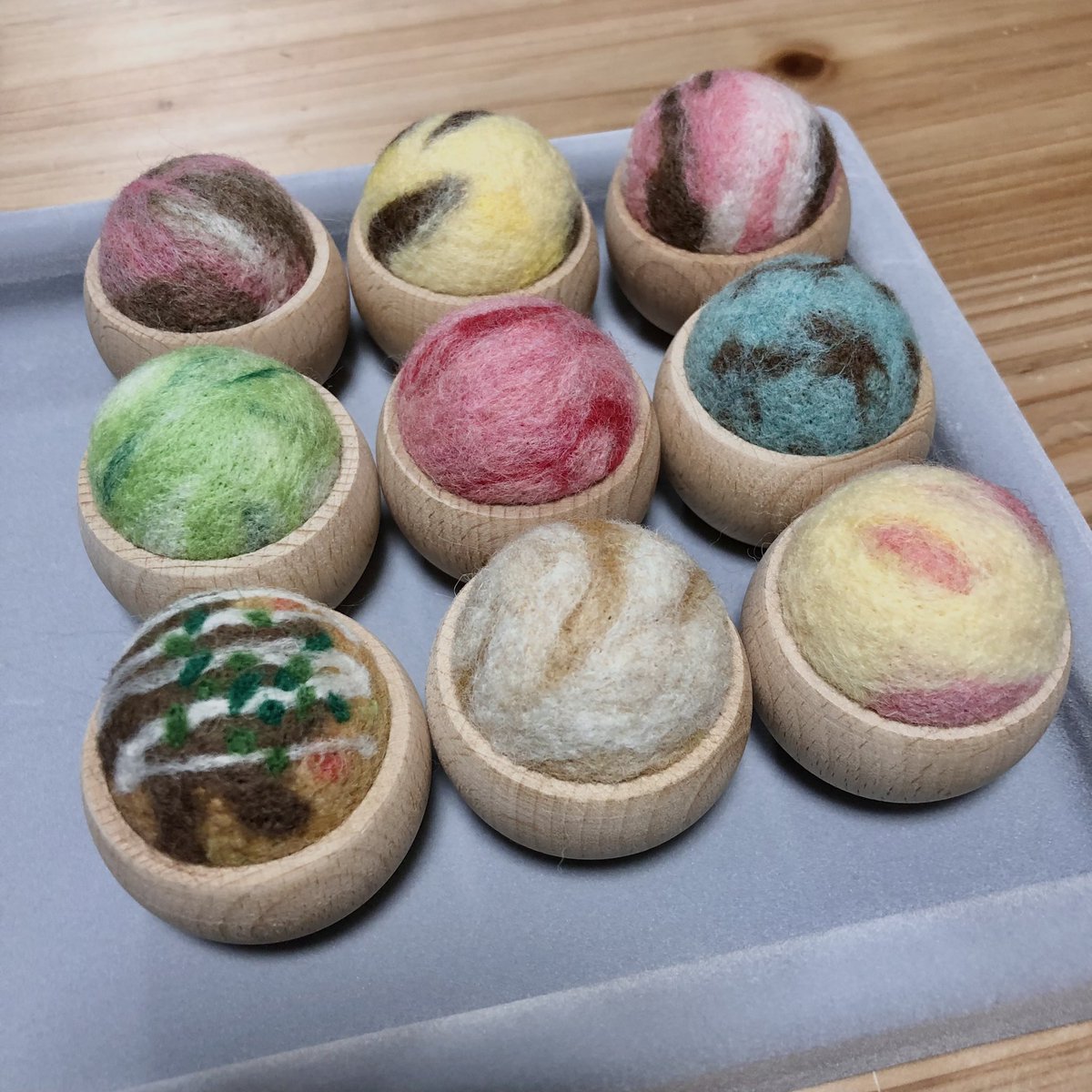 TKYSinuki's tweet image. 文中にて語られてる「羊毛フェルトのアイス」っておそらく当ショップのことでは……！！ついににいがた通信デビュー！？
#イネムリウサギ
#ピンインマーケット