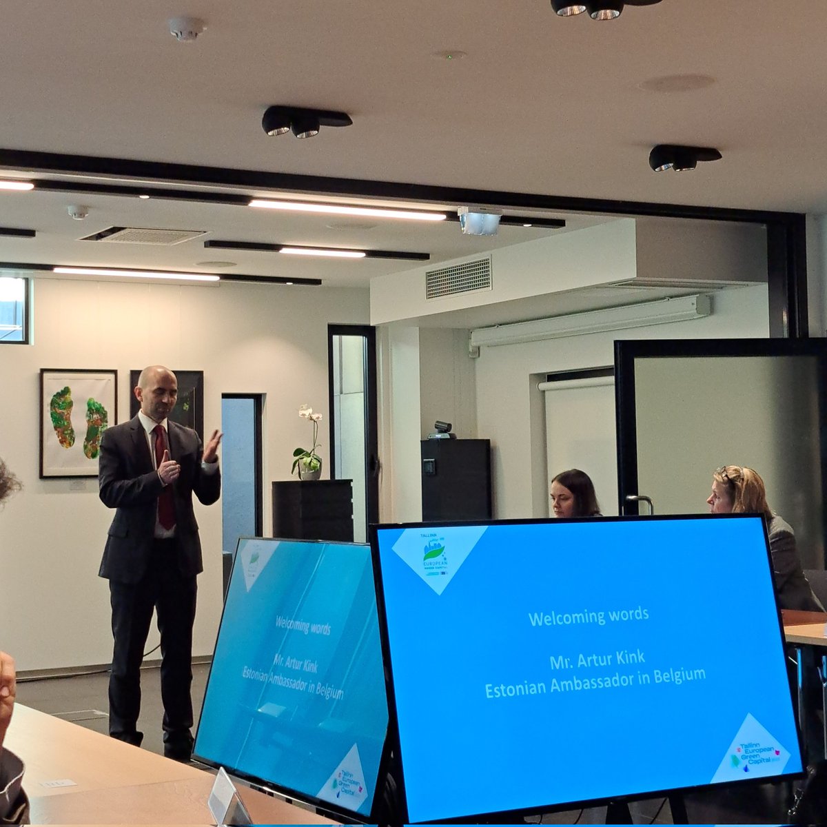 ICLEI Europe (@iclei_europe) on Twitter photo #EUGreenCapital #Tallinn & 🇪🇪 Embassy hosting <a href="/GreenGrenoble22/">🌱 Grenoble, European Green Capital 2022 🇪🇺</a> <a href="/pekkatimonen/">Pekka Timonen</a> #Lahti, city networks + #EU #greentransition stakeholders today in #Brussels to strengthen ties between government levels in facilitating a fair & green future!
#SolutionsForPollution #climategovernance #EUGreenCapital #Tallinn & 🇪🇪 Embassy hosting <a href="/GreenGrenoble22/">🌱 Grenoble, European Green Capital 2022 🇪🇺</a> <a href="/pekkatimonen/">Pekka Timonen</a> #Lahti, city networks + #EU #greentransition stakeholders today in #Brussels to strengthen ties between government levels in facilitating a fair & green future!
#SolutionsForPollution #climategovernance