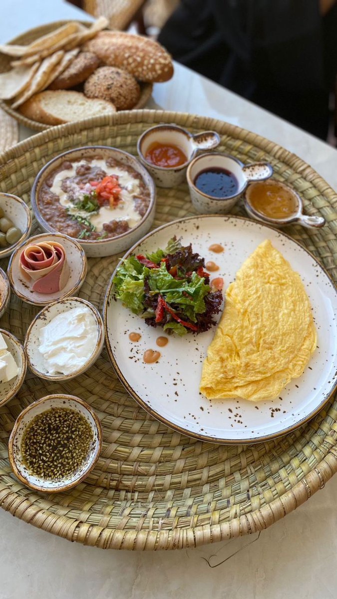 يتعافى المرء بمن يحب♥️
#family_breakfast