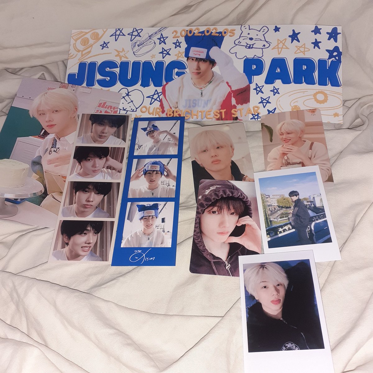 0103kart's tweet photo. 💌 #0103mails 
— from @LCTzennies &amp; @4ZH0NG_CHENLE

JISUNG TIME!!! i know it's kinda late, but thank you for organizing a mcdo party for jisung! i love the pcs and banner!! also, the extras are so cute 🥺 
#LoveKoToWithJisung
#미지의별_지성의_스물두번째_여행
#MYYOUTH_JISUNG

- 🐹 https://t.co/MxxEvnUr2Z