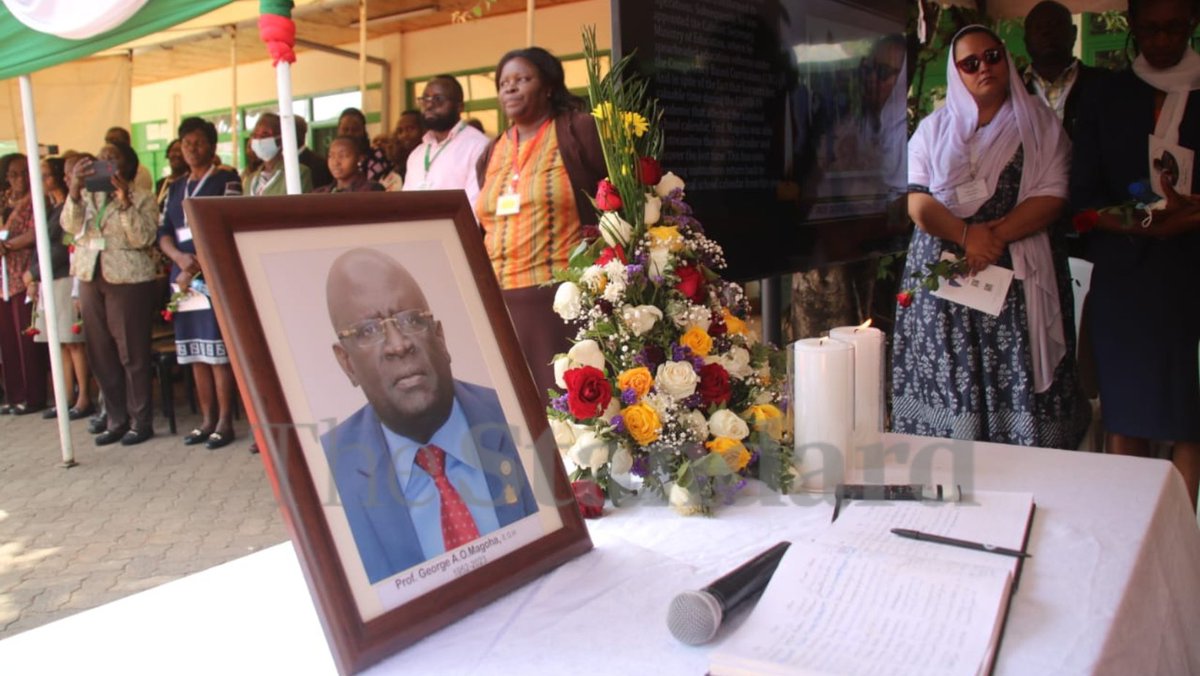 KTNNewsKE's tweet photo. CS Ezekiel Machogu leads education officials in paying their last respects to late Prof George Magoha when the cortege made its way to KNEC offices https://t.co/lkvamuD6V6