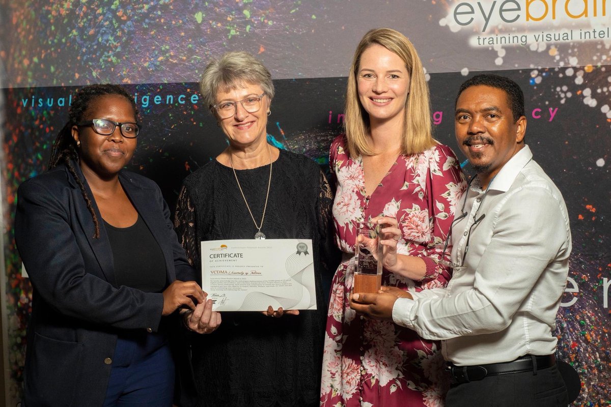 2022 Project Silver Awards @UPTuks Pretoria VCDMA group. 
Top students at UP recruited into the Vice Chancellors' Distinguished Merit Award group complete eyebraingym to enhance #reading, #comprehension, #visualintelligence.
Congratulations Wallace Isaacs and team!