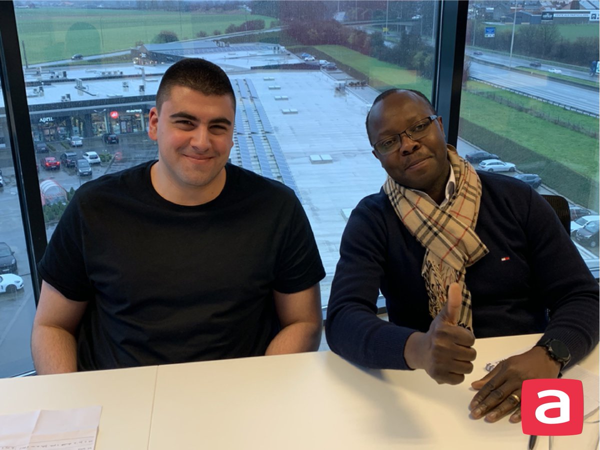 🛬 NEW ARRIVALS

Alain et Tolga font désormais partie des Arexiens !  

Alain rejoint l’équipe en tant que Business Analyst. Félicitations ! 🎉

Tolga est notre nouveau Software Engineer ! Bravo ! 👏

Bienvenue à vous deux ! 💪

#new #work #welcome #engineer #analyst