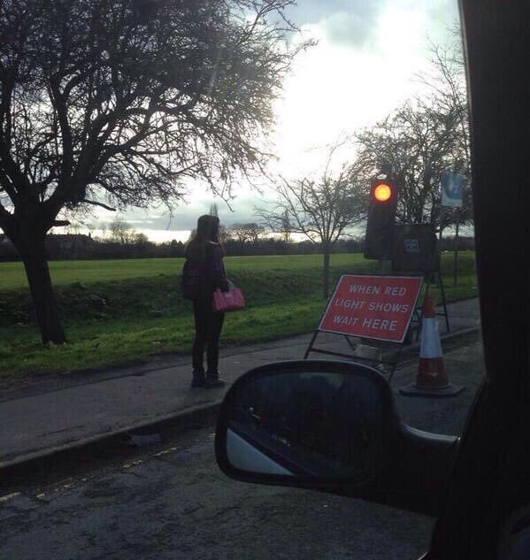 No Context Brits tweet media