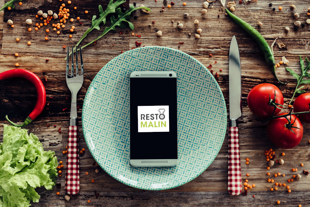 Restomalin's tweet image. 🍔🍟Simplifiez-vous la vie avec #RESTOMALIN, le service de livraison de repas à domicile ! Commandez en ligne et dégustez des plats frais et savoureux chez vous. Plus à cuisiner, plus de courses, juste du bonheur en un clic ! 💻🚚 #LivraisonDeRepas #ConfortFood"