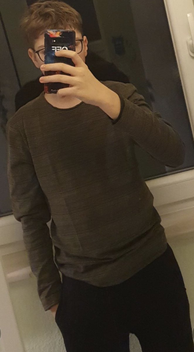 secondJonel's tweet image. Glow up i gues