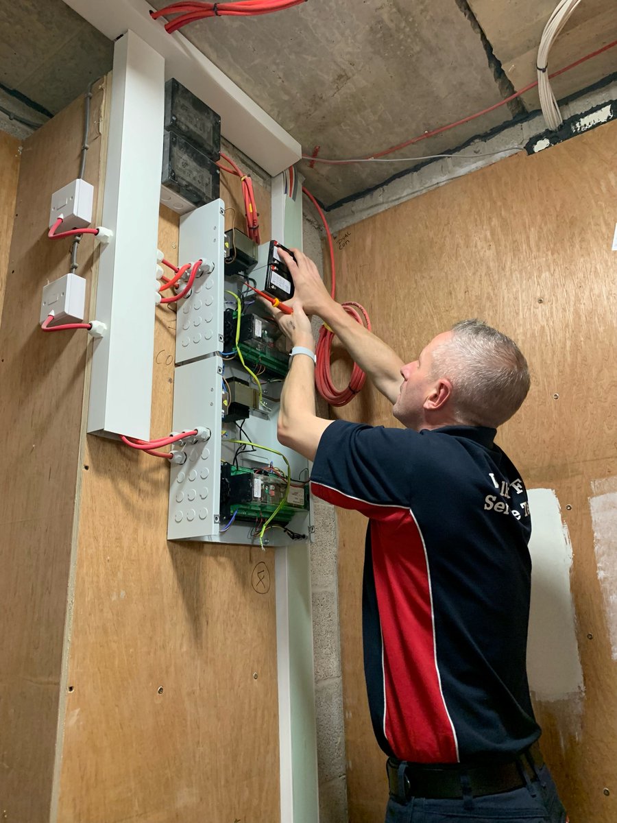 Need Fire Alarm servicing? Our engineers work throughout the UK and Ireland for all your fire alarm needs... get in touch today to find out more
keyways.co.uk/fire-alarms-ma…