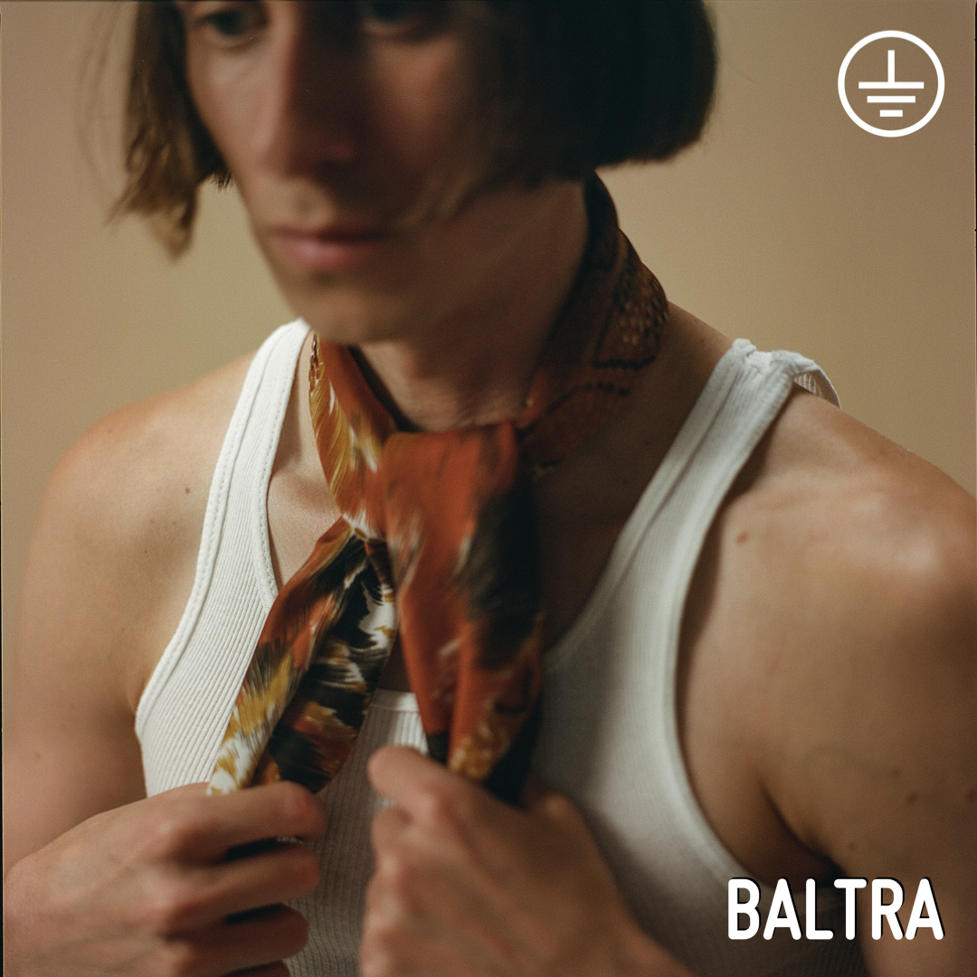 welcomes @BaltraMusic to Earth 🌏 Born and raised in Philadelphia but currently based in New York, Baltra has spent the last decade honing a sound that’s rich both in romance and melancholy. And always with warm, nostalgic melodies. Fine out more earth-agency.com/artists/baltra/