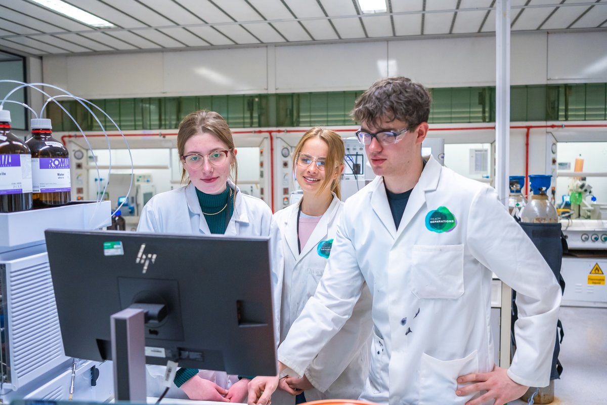 REACHSEPARATION's tweet photo. This week we are celebrating National Apprenticeship Week! Ellie, Kate and Isaac are integral members of our lab team and all benefit from learning on-the-job whilst studying for a BSc in Chemistry at the University of Nottingham.
https://t.co/l19rLw4HRg https://t.co/6eQT4feClg